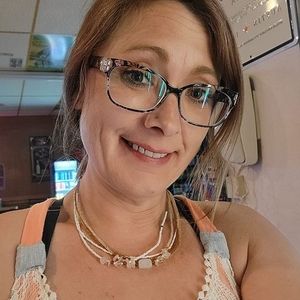 Meet your Posher, Dori